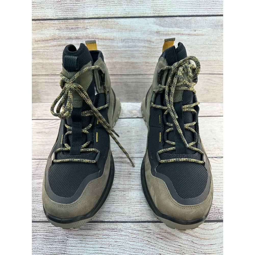 ECCO Ultra Terrain Waterproof Mid-cut Hiking Boot Mens Size 9-9.5 Tarmac Leather